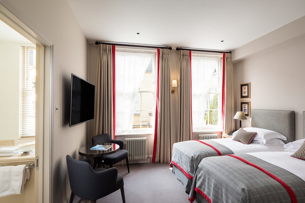 0004 - 2019 - Old Bank Hotel - Oxford - High Res - Bedroom Modern Windows High Street View - Web Feature-2