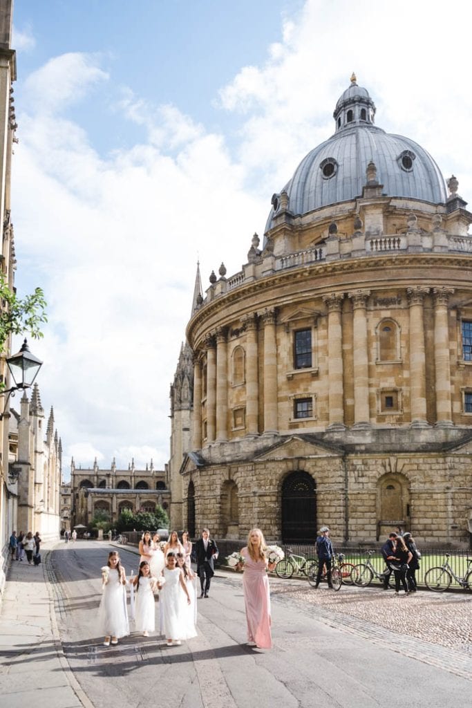 312 - 2021 - Radcliffe Square - Oxford - High Res - Lauren & Stephen Wedding - Web Feature
