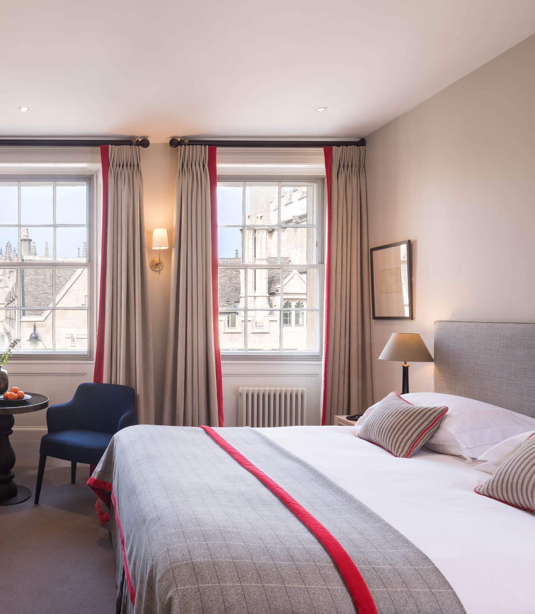 0002-2019-Old-Bank-Hotel-Oxford-High-Res-Bedroom-Modern-Windows-High-Street-View-Web-Hero-aspect-ratio-2232-2559