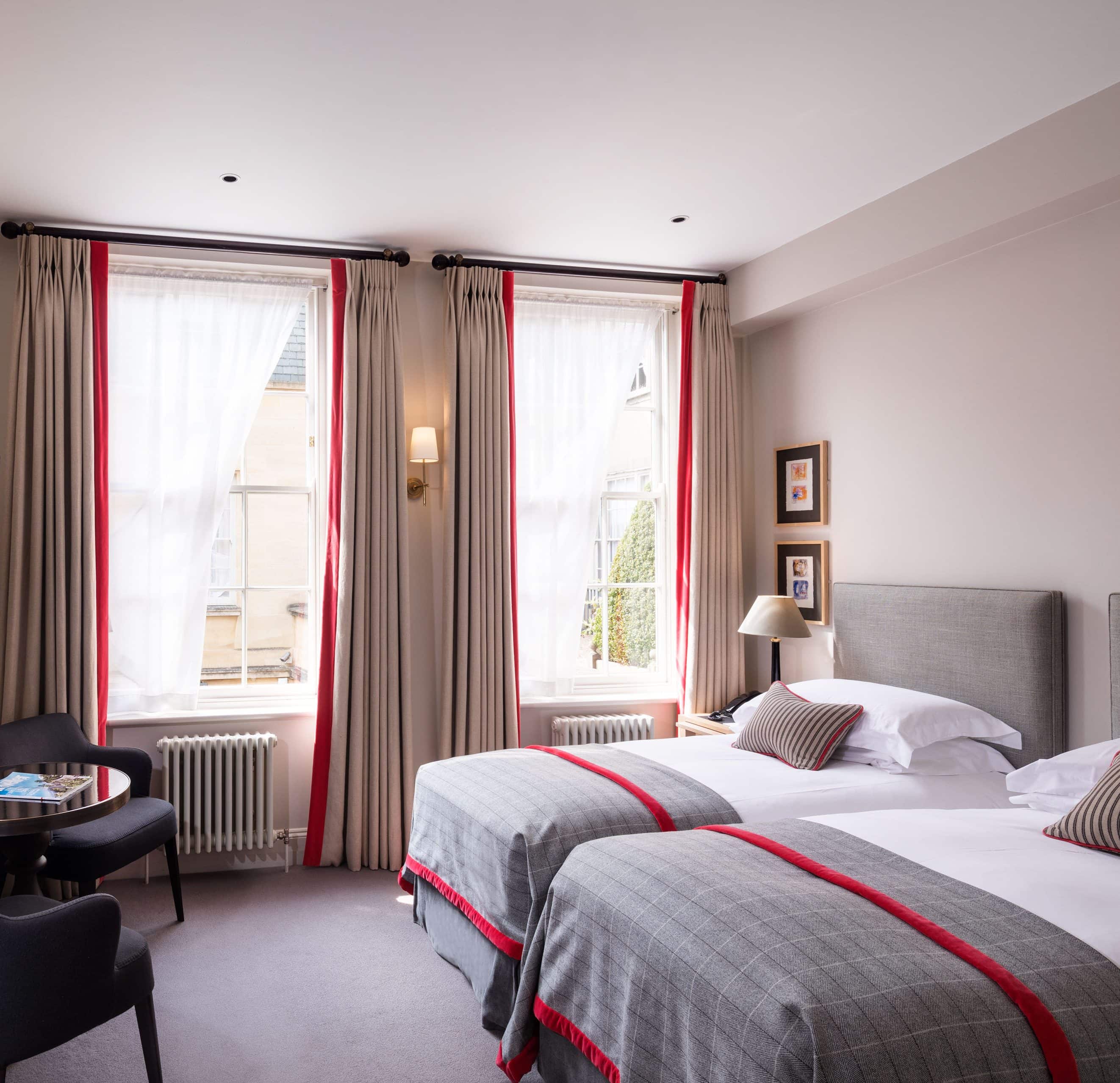 0004-2019-Old-Bank-Hotel-Oxford-High-Res-Bedroom-Modern-Windows-High-Street-View-Web-Hero-aspect-ratio-2644-2557