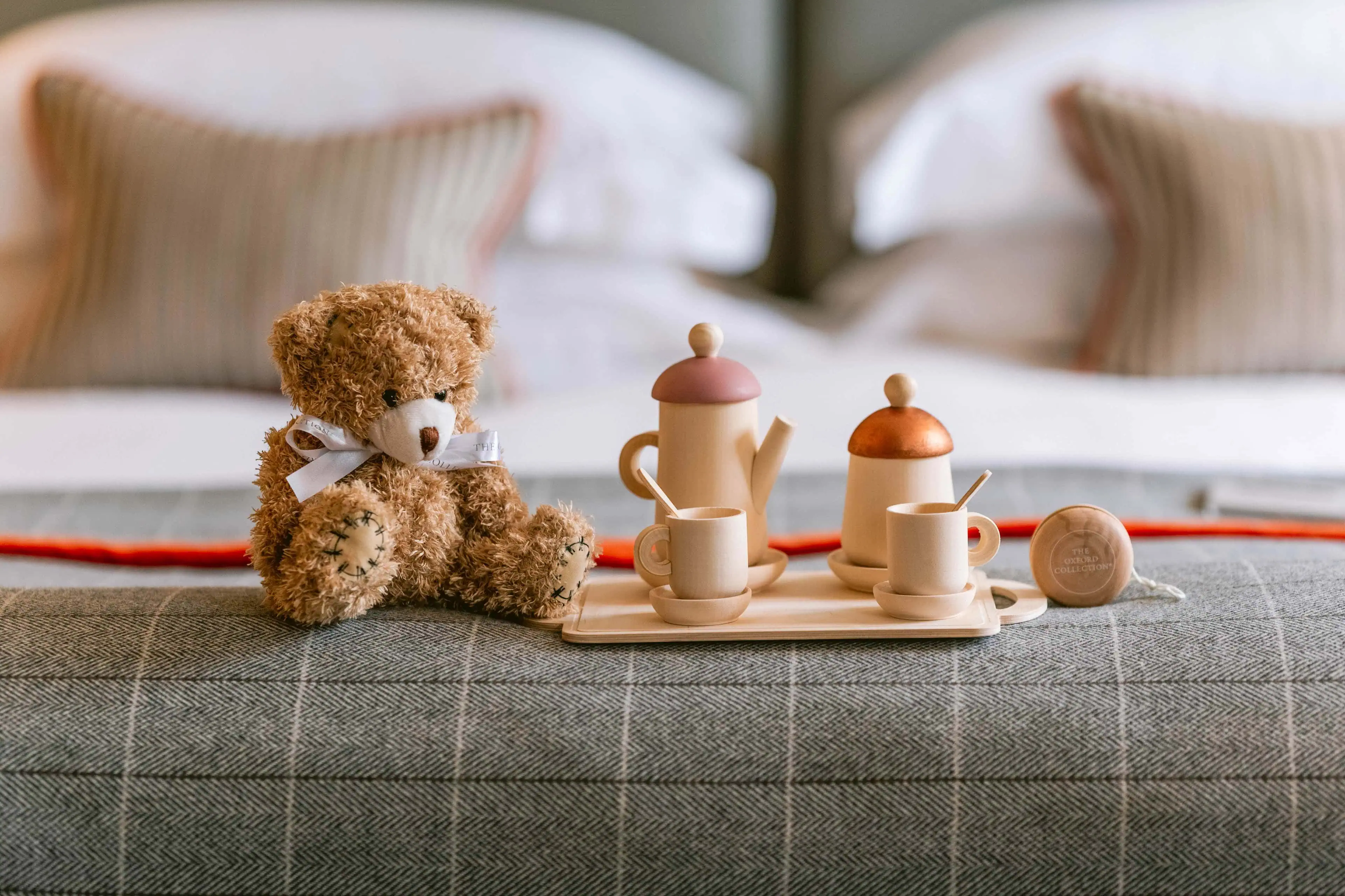 0005 - 2022 - Old Bank Hotel - Oxford - High res - Teddy Colin Family InSpires Tea Set (Press Web)