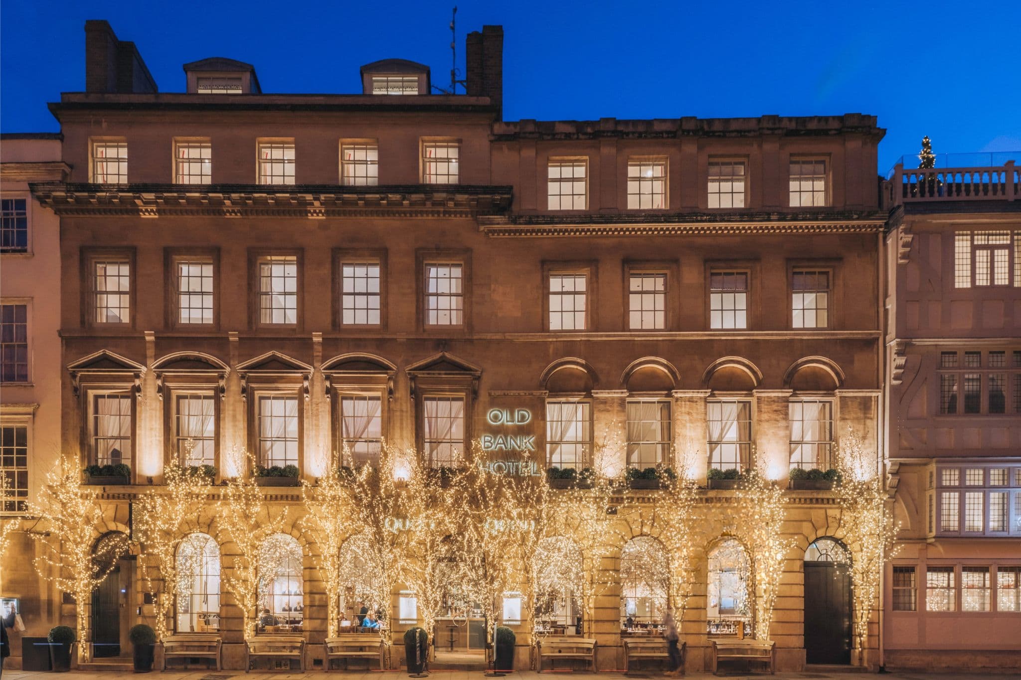 0024 - 2022 - Old Bank Hotel - Oxford - EDIT - Christmas Festive Façade Lights High Street Evening.jpg